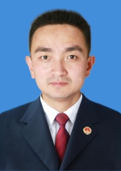 党组副书记、副检察长张辉