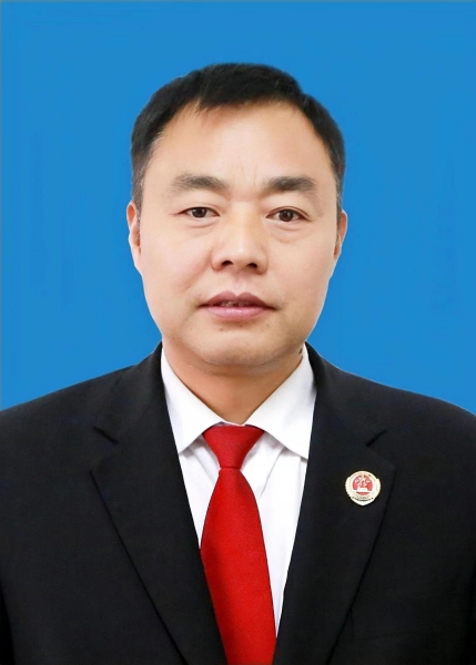 党组成员、副检察长杨继安